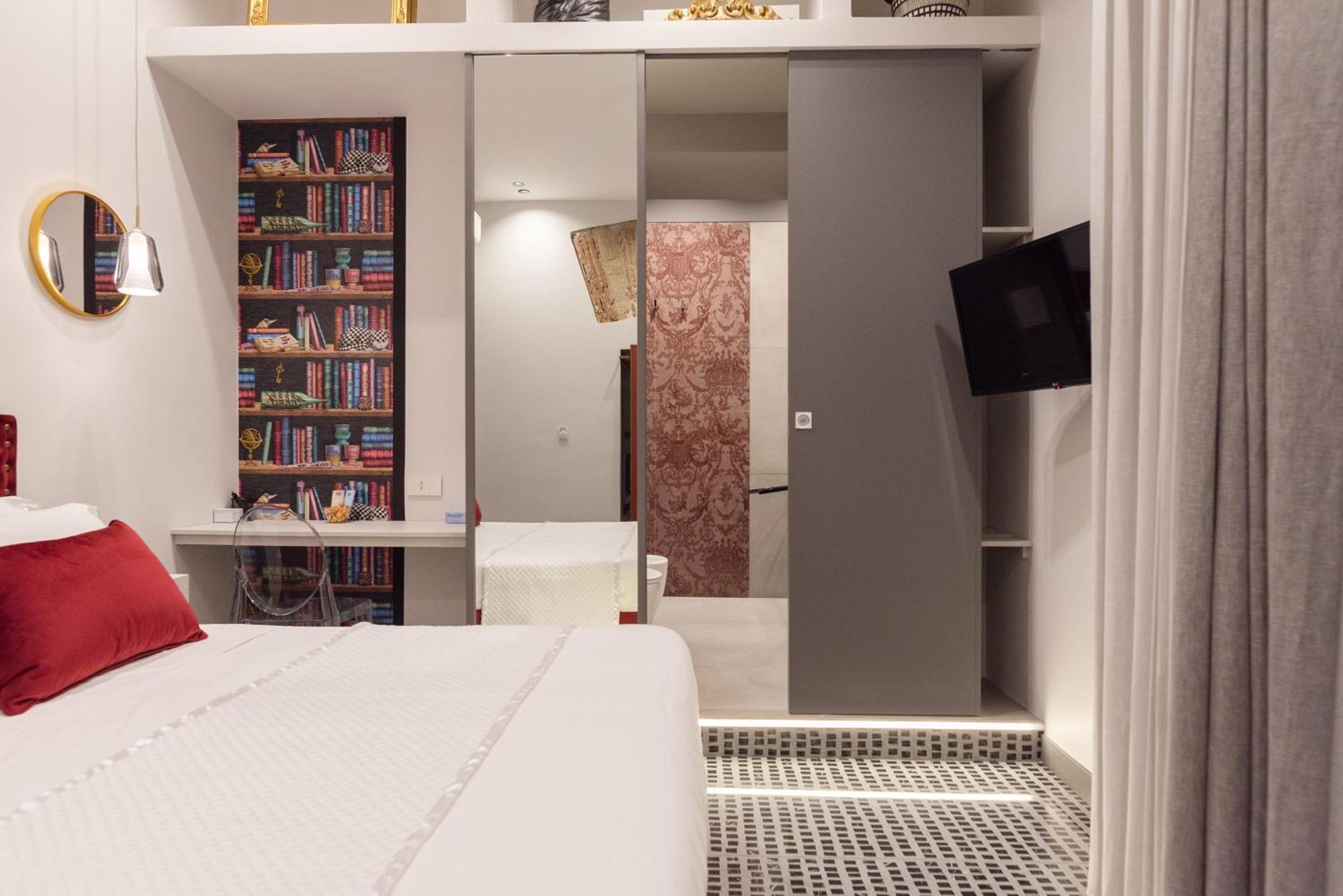 Three Rooms Toledo ナポリ 部屋 写真